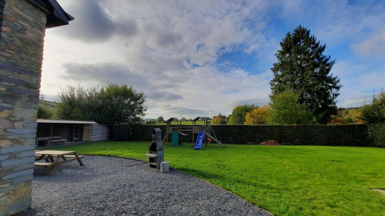 Holiday home Les 12 Bois Du Cerf Tailles